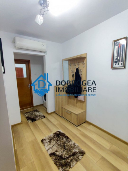 E3 - 2 CAMERE, DECOMANDAT, ETAJ 2, CENTRALA GAZ