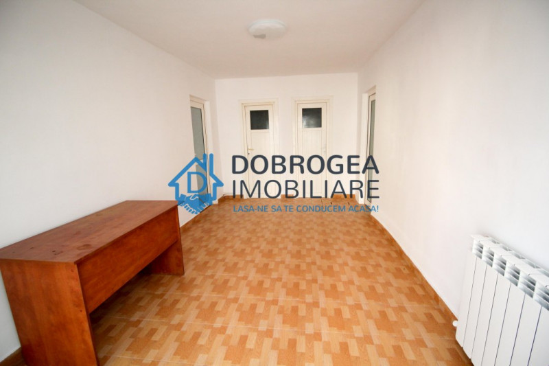 Apartament \ Spatiu Comercial, Pelican, 2 Camere