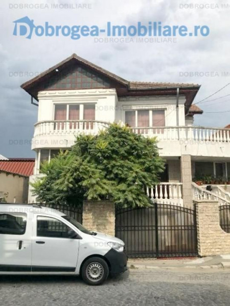 Bucovinei, D+P+1E, 360 mp, partial renovata, centrala termica, teren 192 mp