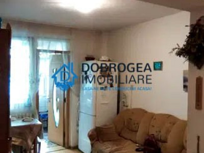 Vest-U-uri, etaj 1, decomandat, mobilat-utilat