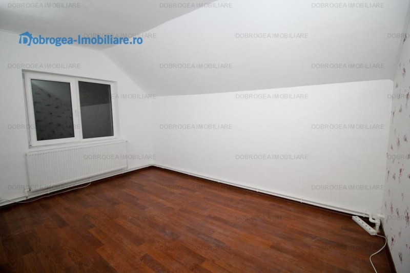 Eternitatii, vila noua, complet renovata, 4 camere, teren 215 m2