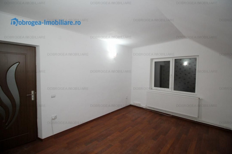 Eternitatii, vila noua, complet renovata, 4 camere, teren 215 m2