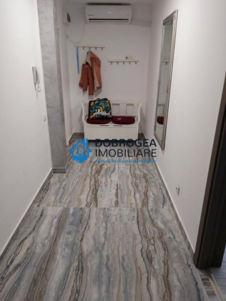 Central, apartament 3 camere, et 2, mobilat-utilat modern