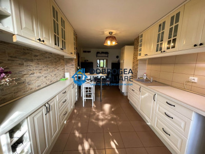 E3- 3 camere transformat din 2, mobilat si utilat modern, spatios