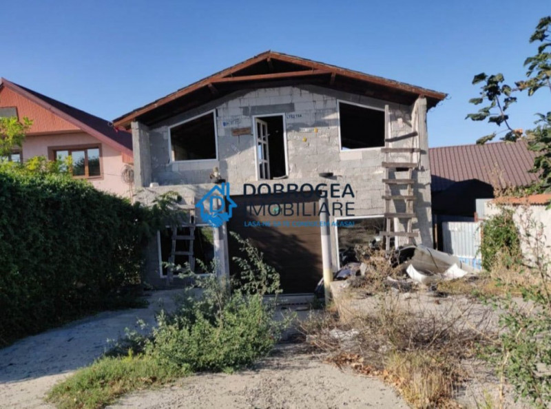 Sat Mineri, P+1, casa la rosu