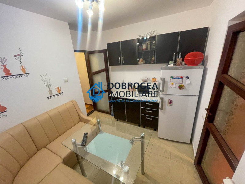 Zona E3, 2 camere, semidecomandat