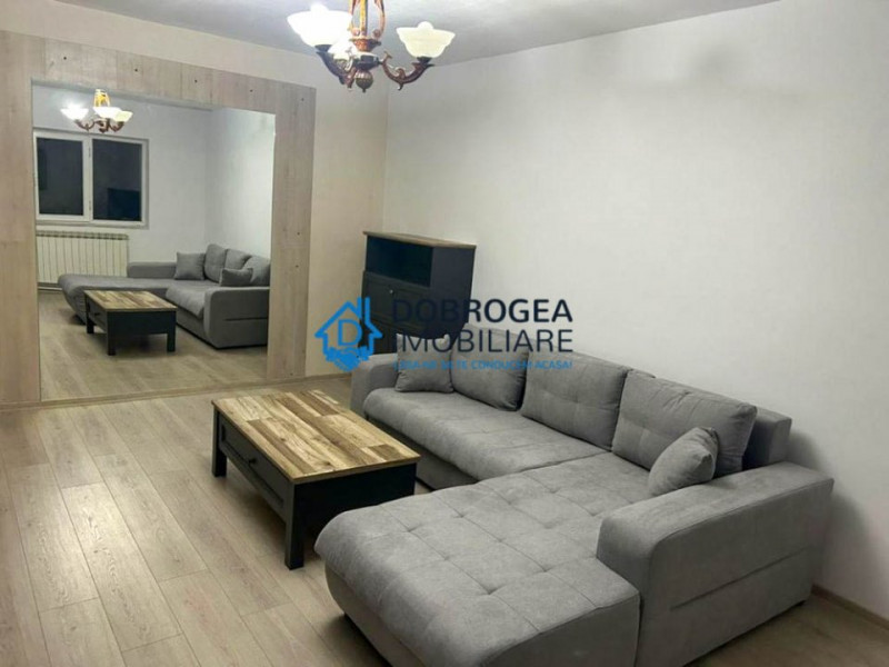 Zona E3, 3 camere, decomandat