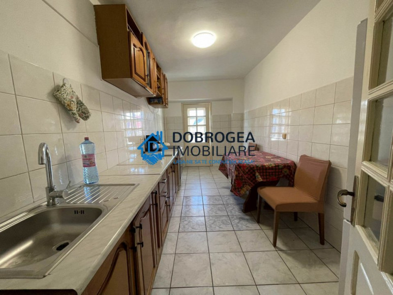  Babadag langa Banca Transilvania, duplex cu 4 camere, 2 bai