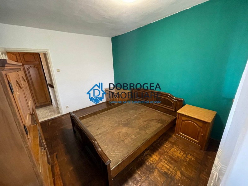  Babadag langa Banca Transilvania, duplex cu 4 camere, 2 bai