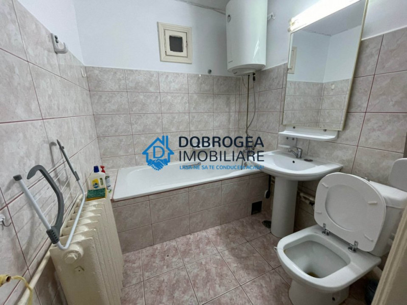  Babadag langa Banca Transilvania, duplex cu 4 camere, 2 bai