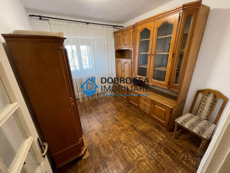  Babadag langa Banca Transilvania, duplex cu 4 camere, 2 bai