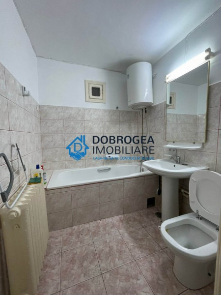  Babadag langa Banca Transilvania, duplex cu 4 camere, 2 bai