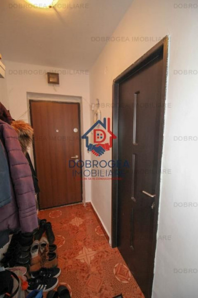 Isaccei, 2 camere, 50 mp, etaj 2, renovat, centrala pe gaz