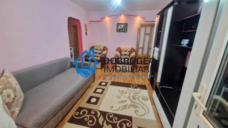 VEST- APARTAMENT 2 CAMERE ,CENTRALA GAZ