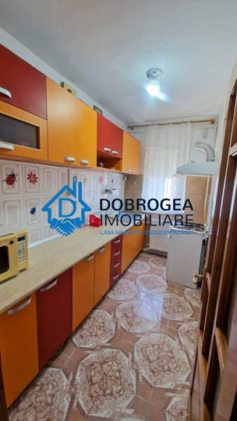 VEST- APARTAMENT 2 CAMERE ,CENTRALA GAZ