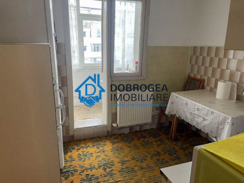 C5- APARTAMENT 3 CAMERE DECOMANDAT ,68 MP, ETAJ 3.