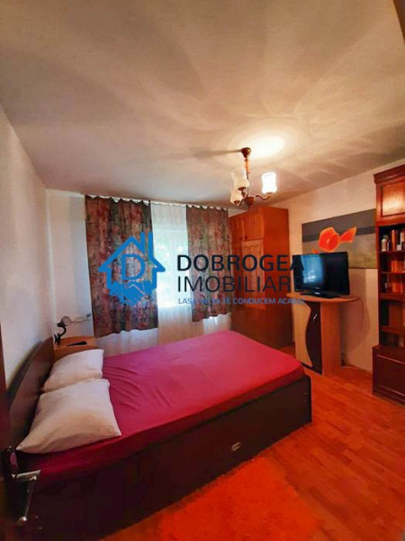 APARTAMENT 2 CAMERE DECOMANDAT, 52 MP.