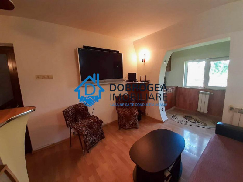 APARTAMENT 2 CAMERE DECOMANDAT, 52 MP.