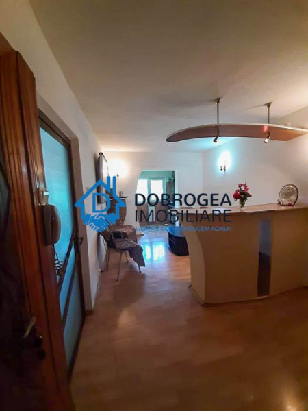 APARTAMENT 2 CAMERE DECOMANDAT, 52 MP.