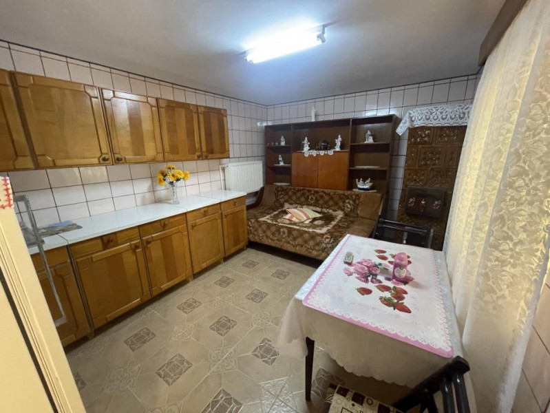 ZONA CENTRALA-CASA 4 CAMERE SUPRAFATA UTILA 89 MP.