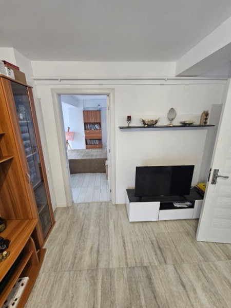 Piata Noua, - 2 camere, renovat complet, bloc nou