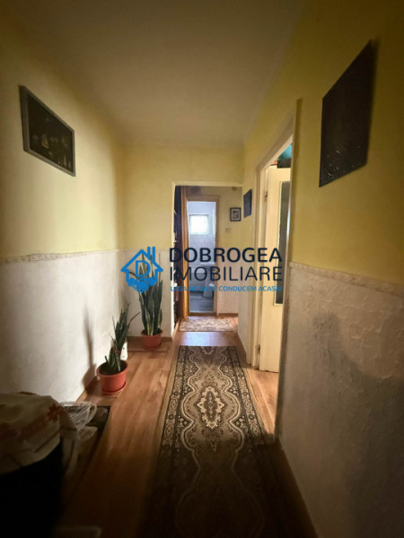 PACII- 3 CAMERE DECOMANDAT, ETAJ 1.