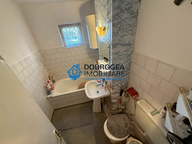 PACII- 3 CAMERE DECOMANDAT, ETAJ 1.