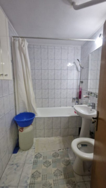 STRADA BABADAG -APARTAMENT 3 CAMERE DECOMANDAT, ETAJ 3,  85MP.