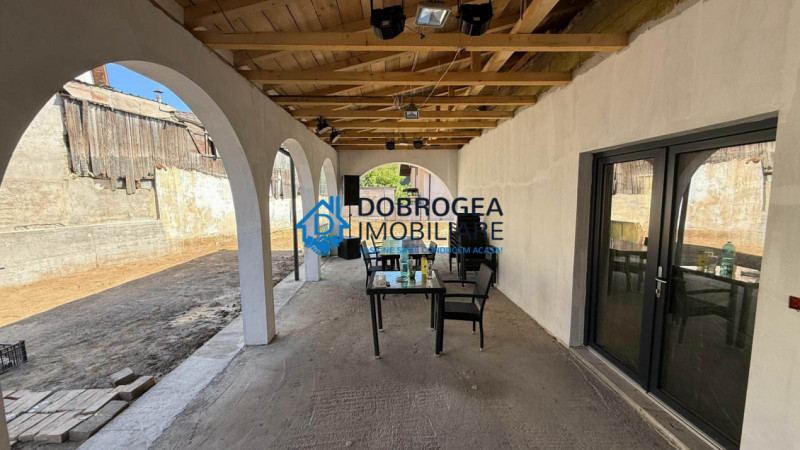 ZONA CENTRALA-CASA 4 DORMITOARE, DE INCHIRIAT, IDEALA MUNCITORI