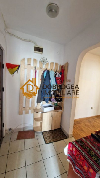 ISACCEI-APARTAMENT 2 CAMERE, ETAJ 2