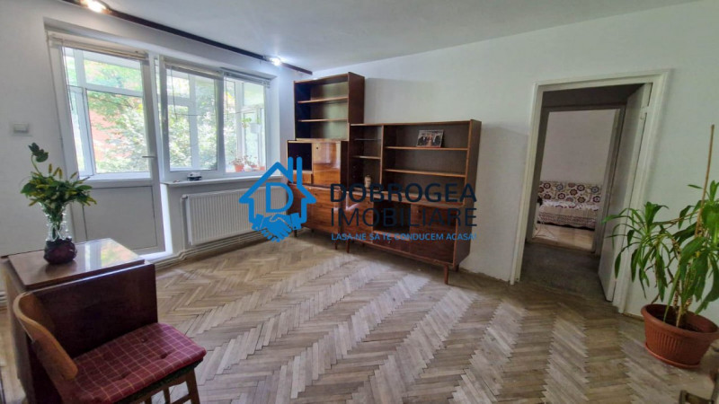 23 AUGUST -APARTAMENT 2 CAMERE, ETAJ 2 ,ZONA LINISTITA.