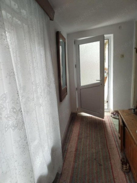 GLORIEI-CASA  4 CAMERE ,TEREN  300 MP.