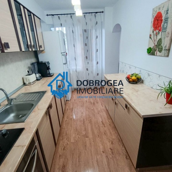 C5 - APARTAMENT 4 CAMERE DECOMANDAT, ETAJ  3,,MOBILAT UTILAT.