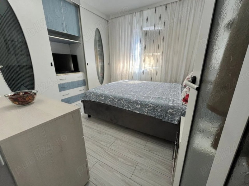 ZONA ULTRACENTRALA-  APARTAMENT 3 CAMERE  MOBILAT SI UTILAT, ETAJ 2, 