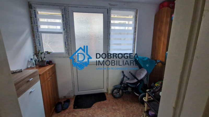 ZONA PODGORIILOR - CASA 3 CAMERE, SUPRAFATA 94 MP, CENTRALA GAZ