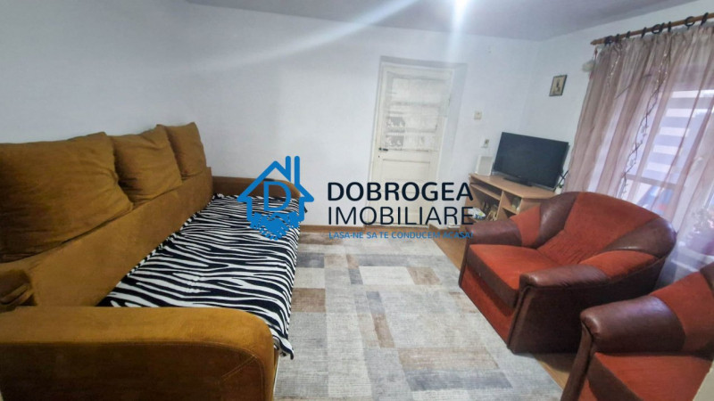 ZONA PODGORIILOR - CASA 3 CAMERE, SUPRAFATA 94 MP, CENTRALA GAZ