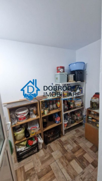 ZONA PODGORIILOR - CASA 3 CAMERE, SUPRAFATA 94 MP, CENTRALA GAZ