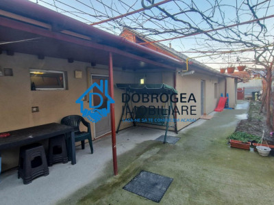 ZONA PODGORIILOR - CASA 3 CAMERE, SUPRAFATA 94 MP, CENTRALA GAZ