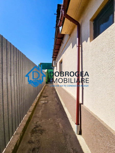 ZONA 23 AUGUST-CASA  6 CAMERE, TEREN 231 MP