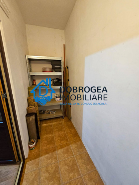 ZONA 23 AUGUST-CASA  6 CAMERE, TEREN 231 MP