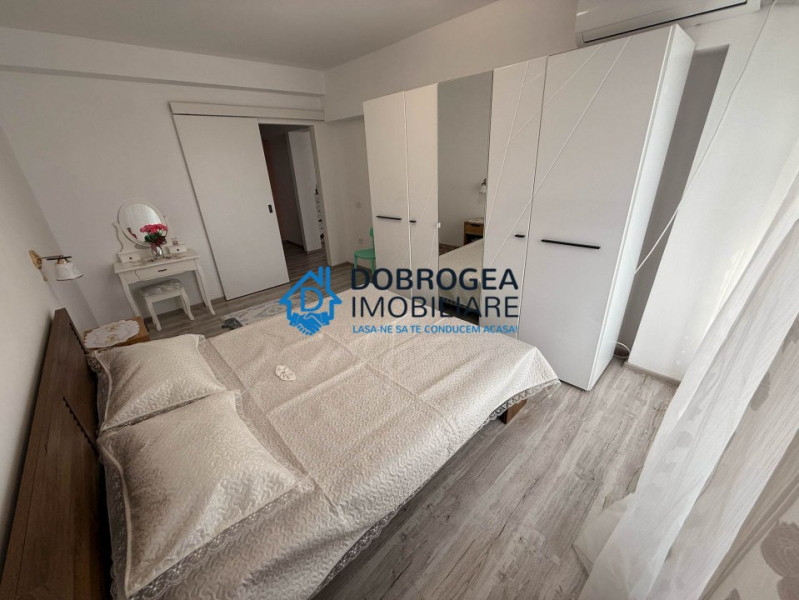 Ultracentral - Piata civica, 4 camere, mobilat/utilat modern