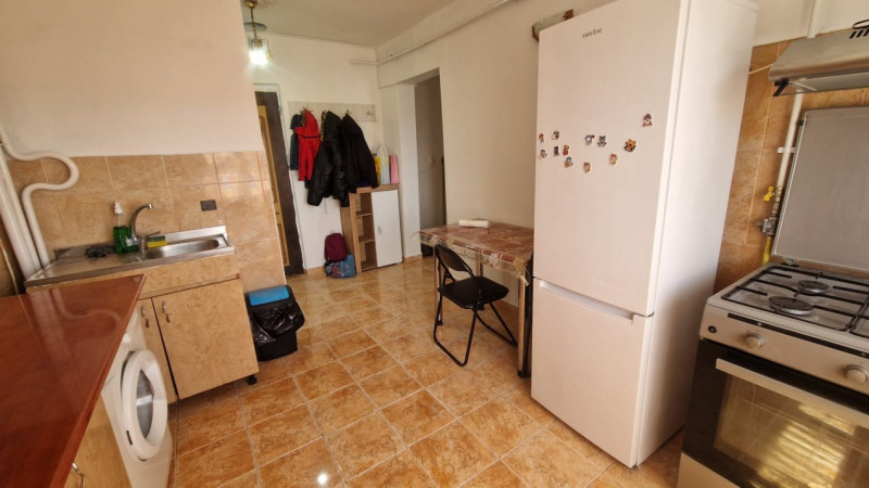 GARII  - APARTAMENT 2 CAMERE DECOMANDAT ,CENTRALA TERMICA