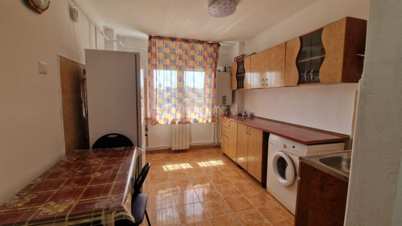 GARII  - APARTAMENT 2 CAMERE DECOMANDAT ,CENTRALA TERMICA