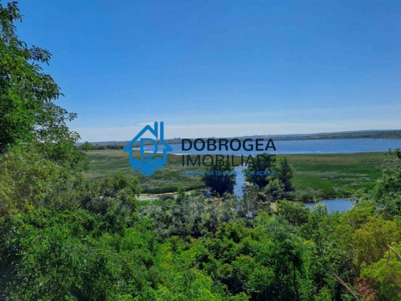 TEREN INTRAVILAN -SOMOVA ,VEDERE PANORAMICA LAC,4800 MP