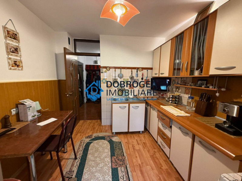 E3- 3 camere, parter, 2 balcoane, centrala termica, ideal locuinta/ spatiu 