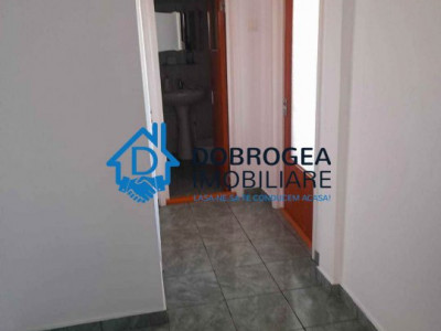 ULTRACENTRAL- APARTAMENT 4 CAMERE ,100MP , ETAJ 3. PRETABIL SPATIU BIROURI