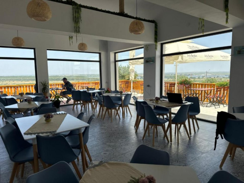 COMPLEX TURISTIC - oras Isaccea, judetul Tulcea, trecere bac UCRAINA 