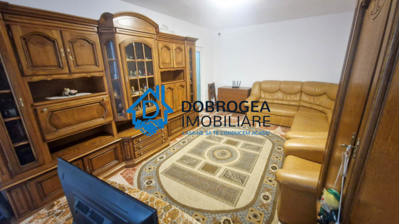  SPITALULUI   -3 CAMERE DECOMANDAT ,ETAJ 2, CENTRALA GAZ