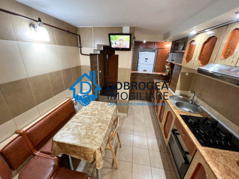 E3- 3 CAMERE DECOMANDAT ETAJ 3, CENTRALA GAZ