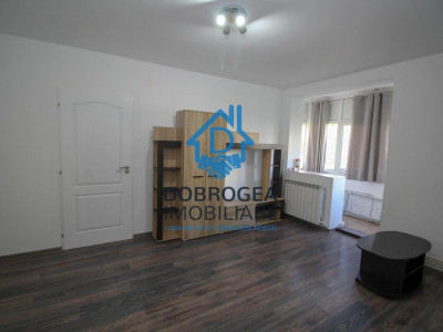 Isaccei, 2 camere 53 mp, etaj 1, renovat, centrala pe gaz